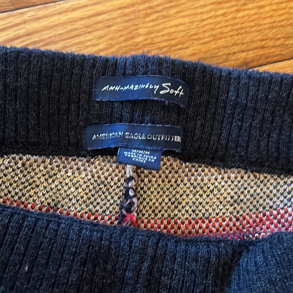 Corgi Sweater Holiday Leggings! Size Medium- Gently Used 🐾 American Eagle - Picture 3 of 7